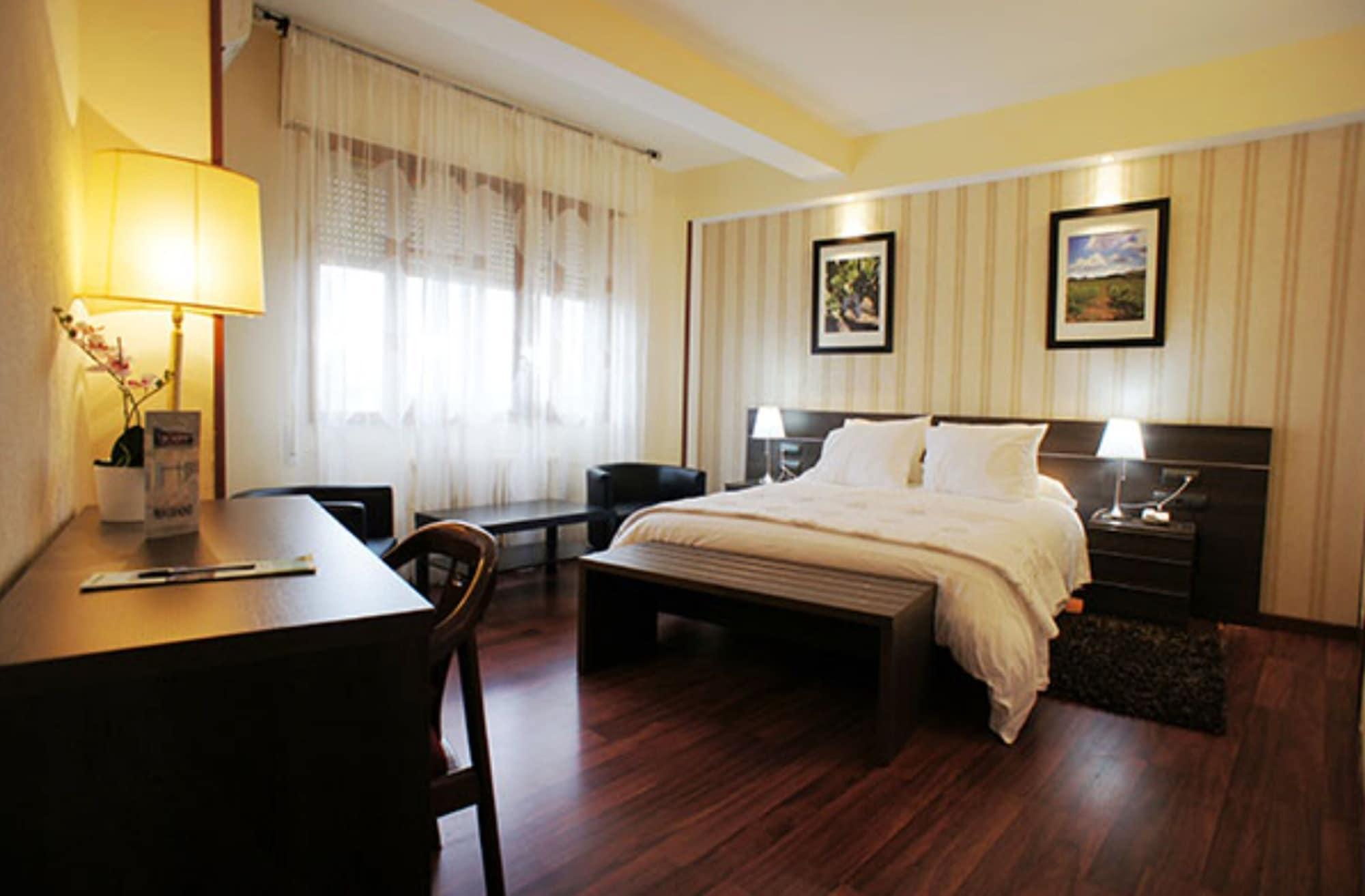 Hotel Montermoso Aranda de Duero Ngoại thất bức ảnh