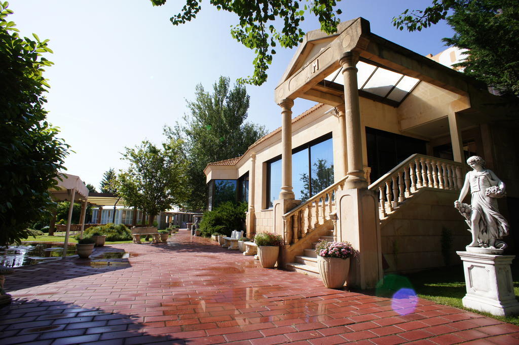 Hotel Montermoso Aranda de Duero Ngoại thất bức ảnh